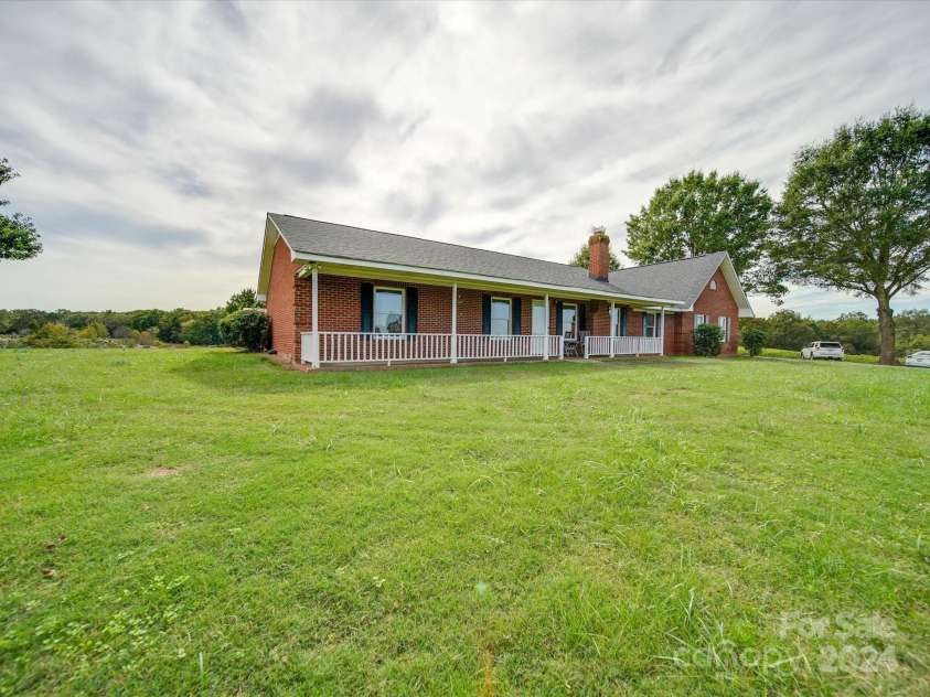 8510 Olive Branch Road, Marshville, NC 28103.  MLS# CAR4189681, YatesRealty ID 738. 