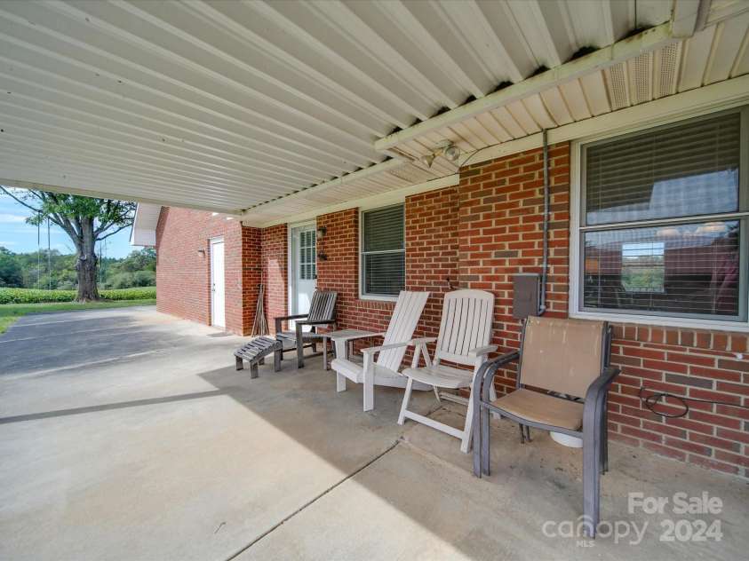 8510 Olive Branch Road, Marshville, NC 28103.  MLS# CAR4189681, YatesRealty ID 738. 