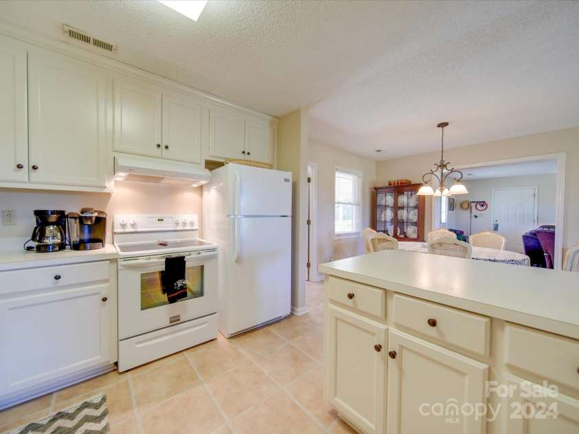 8510 Olive Branch Road, Marshville, NC 28103.  MLS# CAR4189681, YatesRealty ID 738. 