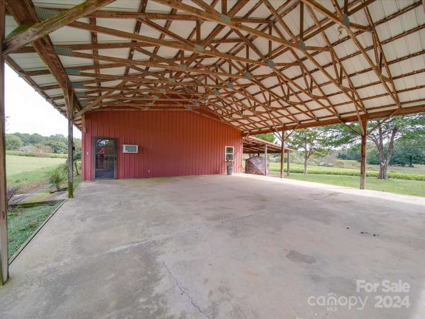 8510 Olive Branch Road, Marshville, NC 28103.  MLS# CAR4189681, YatesRealty ID 738. Pavilion Area