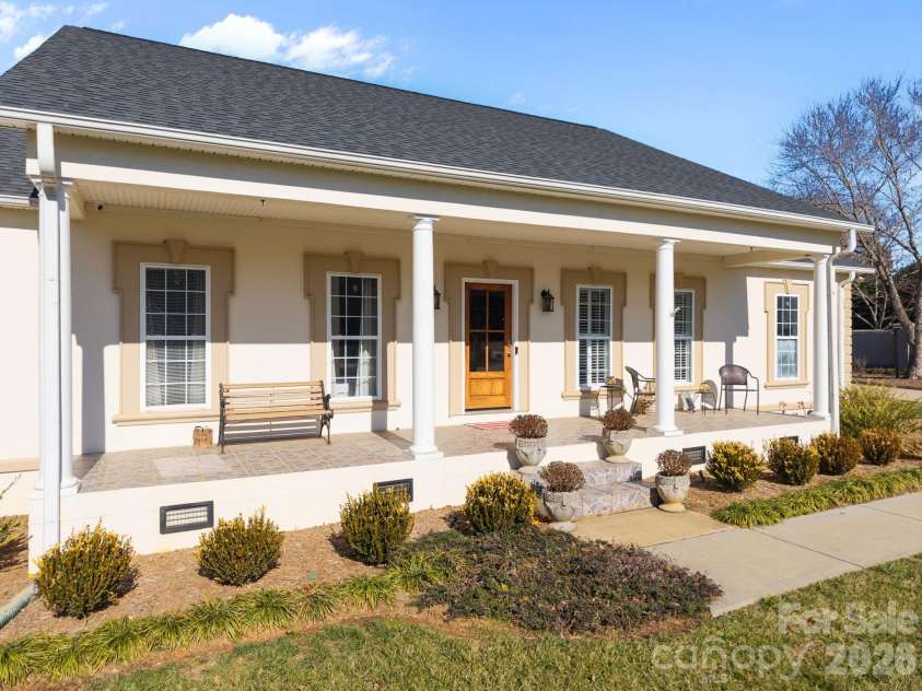 102 Polo Drive, Salisbury, NC 28144.  MLS# CAR4337590, YatesRealty ID 7380. 