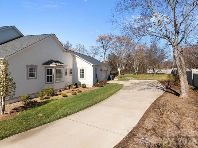 102 Polo Drive, Salisbury, NC 28144.  MLS# CAR4337590, YatesRealty ID 7380. 