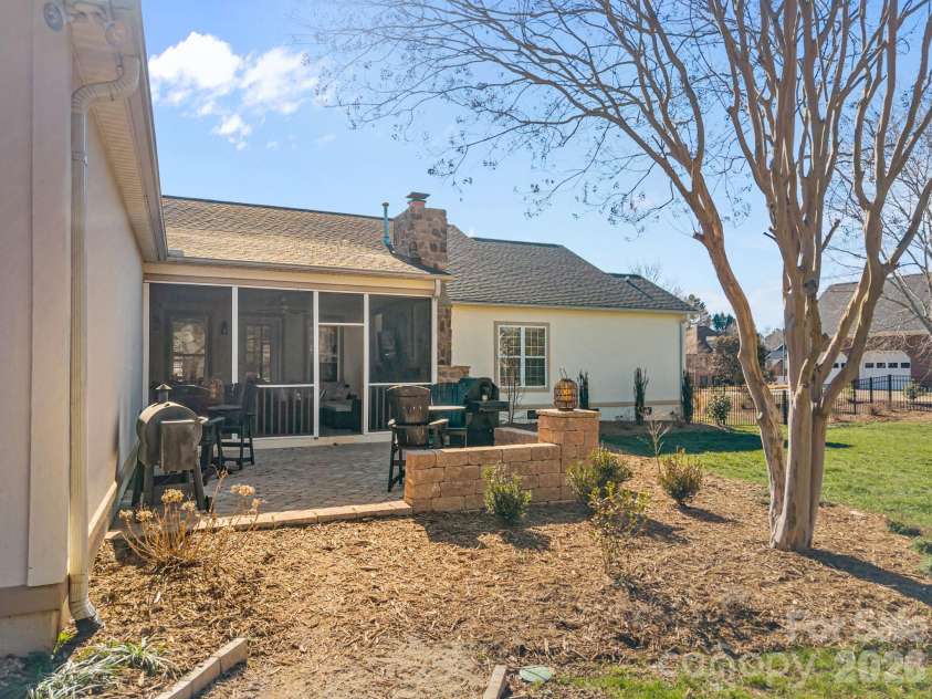 102 Polo Drive, Salisbury, NC 28144.  MLS# CAR4337590, YatesRealty ID 7380. 