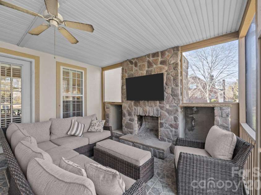 102 Polo Drive, Salisbury, NC 28144.  MLS# CAR4337590, YatesRealty ID 7380. 
