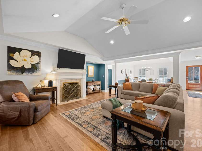 102 Polo Drive, Salisbury, NC 28144.  MLS# CAR4337590, YatesRealty ID 7380. 
