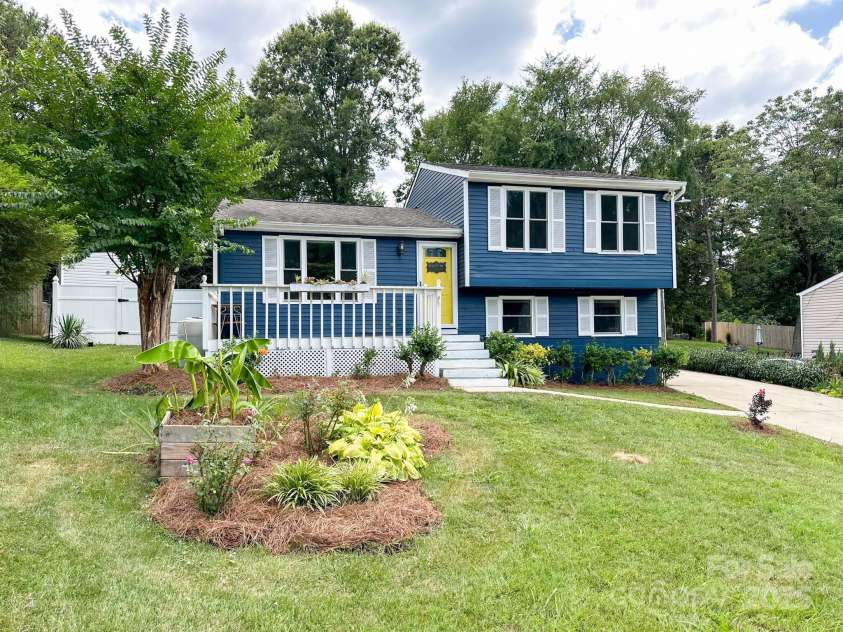 7812 Highbanks Court, Charlotte, NC 28212.  MLS# CAR4232005, YatesRealty ID 7380. 