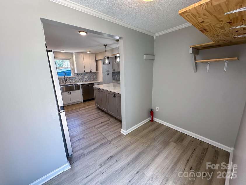 7812 Highbanks Court, Charlotte, NC 28212.  MLS# CAR4232005, YatesRealty ID 7380. 