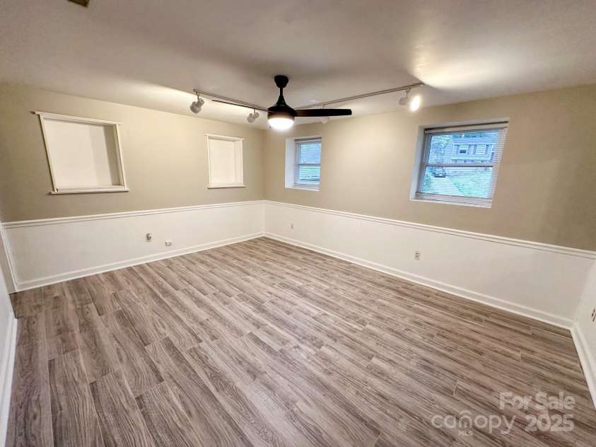 7812 Highbanks Court, Charlotte, NC 28212.  MLS# CAR4232005, YatesRealty ID 7380. 