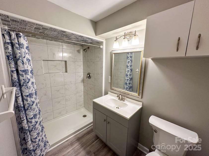 7812 Highbanks Court, Charlotte, NC 28212.  MLS# CAR4232005, YatesRealty ID 7380. 