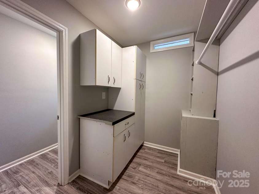 7812 Highbanks Court, Charlotte, NC 28212.  MLS# CAR4232005, YatesRealty ID 7380. 