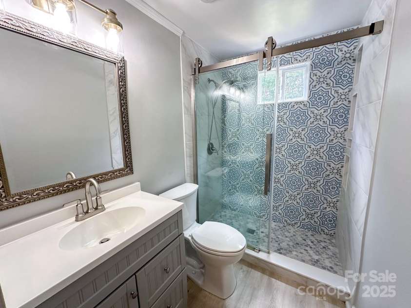 7812 Highbanks Court, Charlotte, NC 28212.  MLS# CAR4232005, YatesRealty ID 7380. 