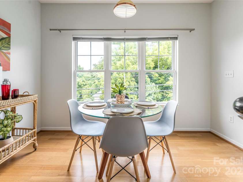 64 Clingman Avenue, Asheville, NC 28801.  MLS# CAR4285759, YatesRealty ID 7381. Be in the heart of downtown Asheville