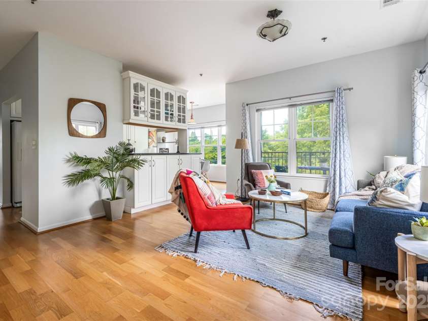 64 Clingman Avenue, Asheville, NC 28801.  MLS# CAR4285759, YatesRealty ID 7381. Plenty of space to gather with friends and family