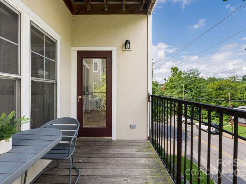 64 Clingman Avenue, Asheville, NC 28801.  MLS# CAR4285759, YatesRealty ID 7381. The perfect spot to unwind