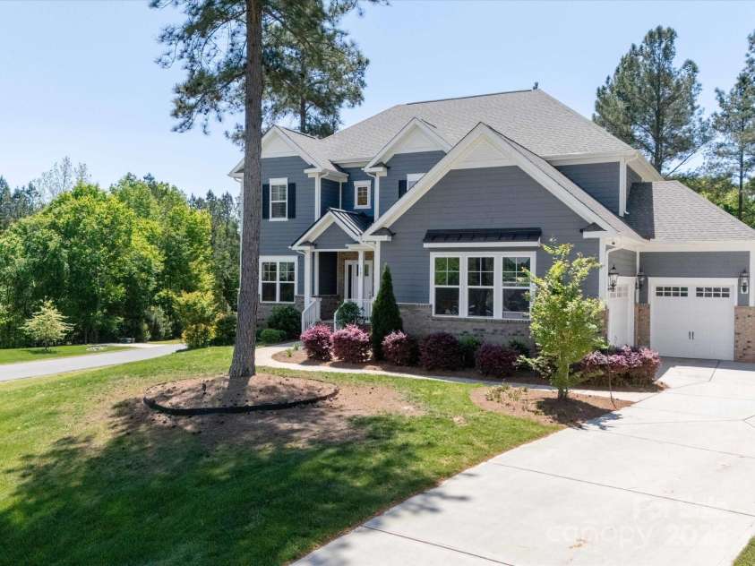 101 Cross Current Lane, Belmont, NC 28012.  MLS# CAR4246892, YatesRealty ID 7382. 