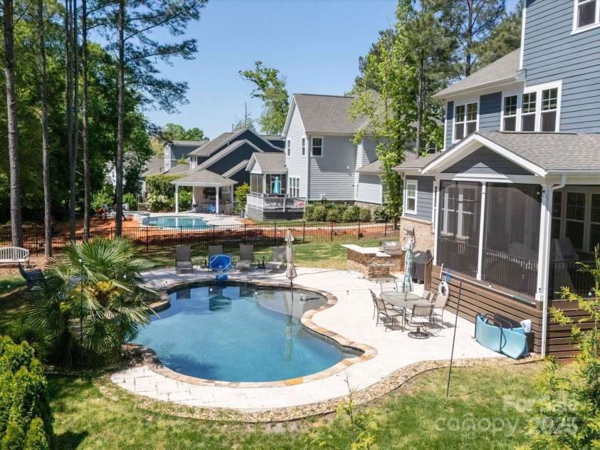 101 Cross Current Lane, Belmont, NC 28012.  MLS# CAR4246892, YatesRealty ID 7382. 