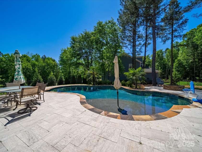 101 Cross Current Lane, Belmont, NC 28012.  MLS# CAR4246892, YatesRealty ID 7382. 