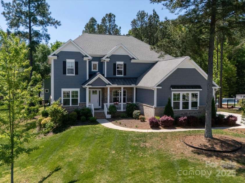 101 Cross Current Lane, Belmont, NC 28012.  MLS# CAR4246892, YatesRealty ID 7382. Welcome Home!!