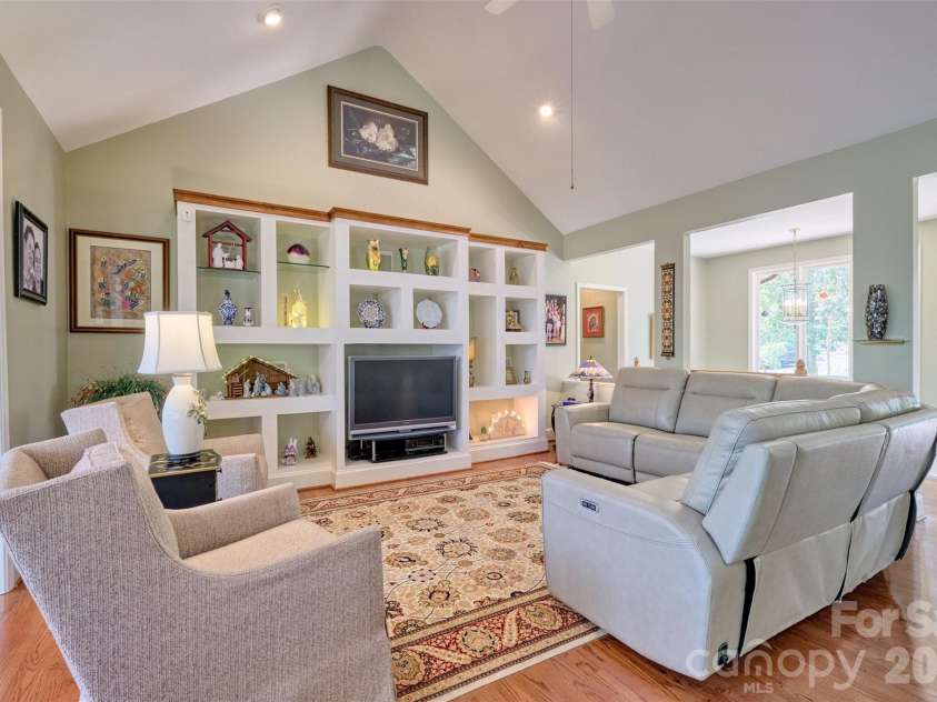 36 Timberidge Drive, Lake Wylie, SC 29710.  MLS# CAR4360703, YatesRealty ID 7383. 