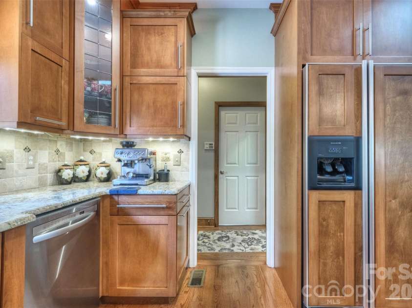36 Timberidge Drive, Lake Wylie, SC 29710.  MLS# CAR4360703, YatesRealty ID 7383. 