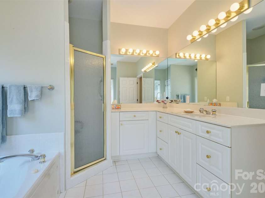 36 Timberidge Drive, Lake Wylie, SC 29710.  MLS# CAR4360703, YatesRealty ID 7383. 