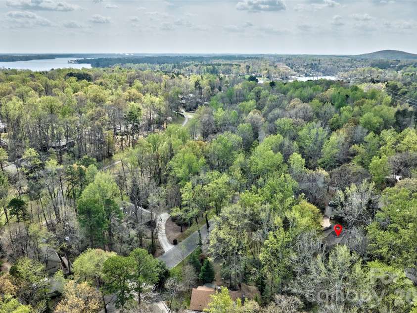 36 Timberidge Drive, Lake Wylie, SC 29710.  MLS# CAR4360703, YatesRealty ID 7383. 