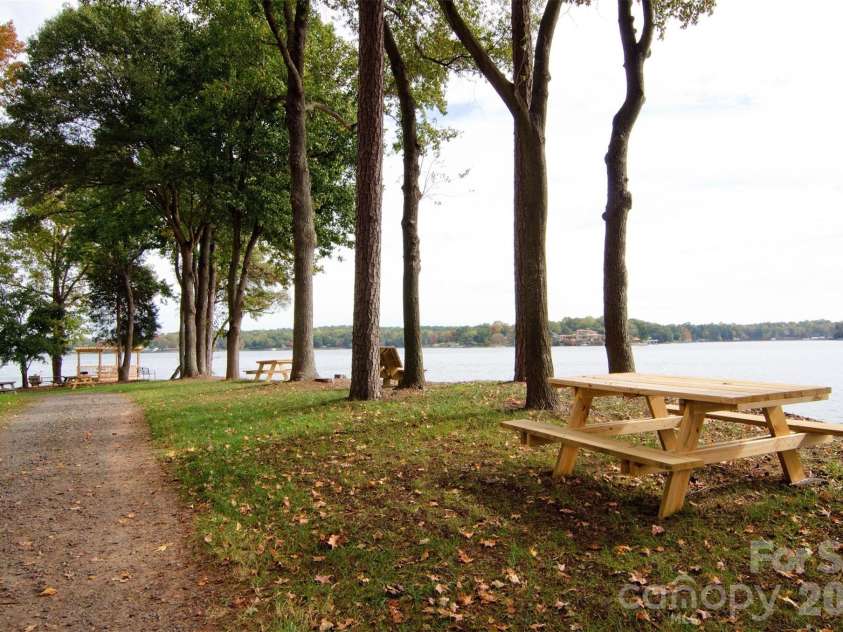 36 Timberidge Drive, Lake Wylie, SC 29710.  MLS# CAR4360703, YatesRealty ID 7383. 