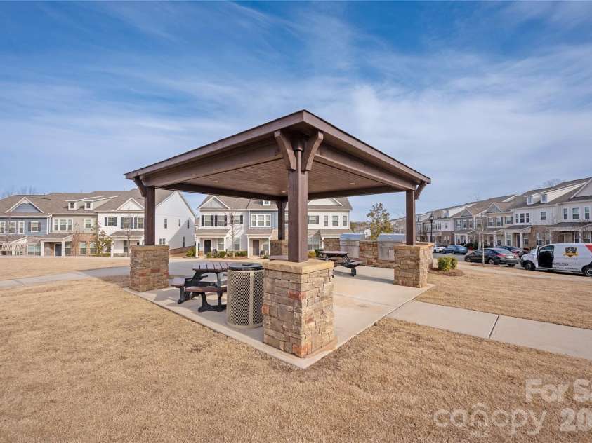 3123 Glenn Hope Way, Matthews, NC 28104.  MLS# CAR4346516, YatesRealty ID 7384. 
