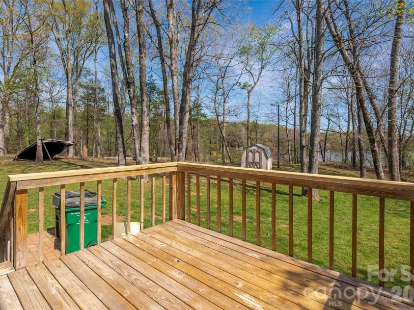 6100 Joshua Tree Court, Charlotte, NC 28227.  MLS# CAR4362346, YatesRealty ID 7386. 