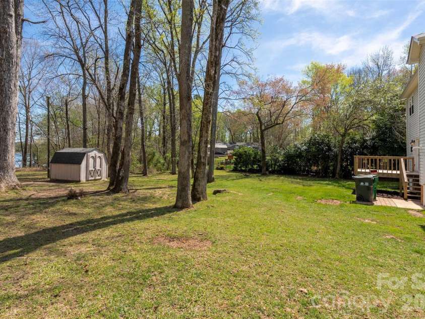 6100 Joshua Tree Court, Charlotte, NC 28227.  MLS# CAR4362346, YatesRealty ID 7386. 