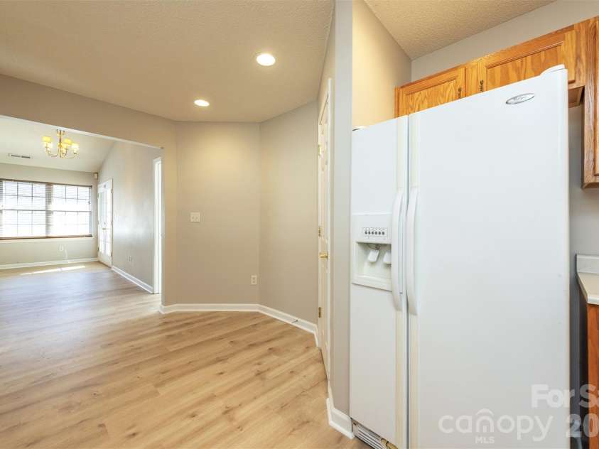 115 Creeks End Circle, Mills River, NC 28759.  MLS# CAR4335519, YatesRealty ID 7387. 