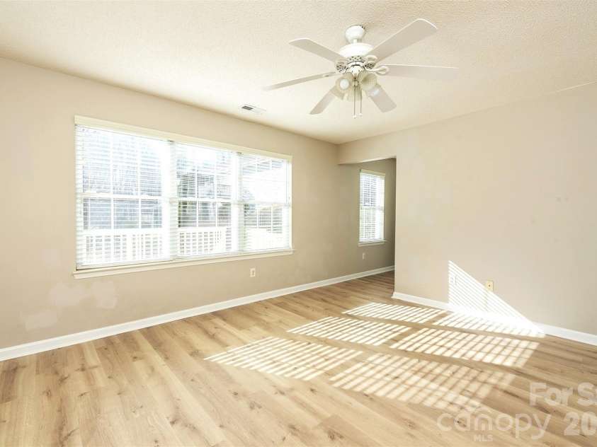 115 Creeks End Circle, Mills River, NC 28759.  MLS# CAR4335519, YatesRealty ID 7387. 