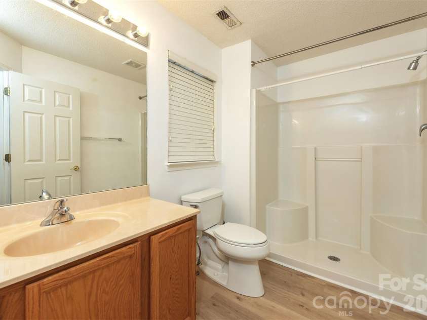 115 Creeks End Circle, Mills River, NC 28759.  MLS# CAR4335519, YatesRealty ID 7387. 