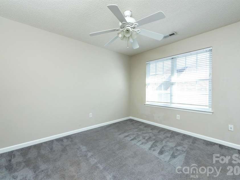 115 Creeks End Circle, Mills River, NC 28759.  MLS# CAR4335519, YatesRealty ID 7387. 