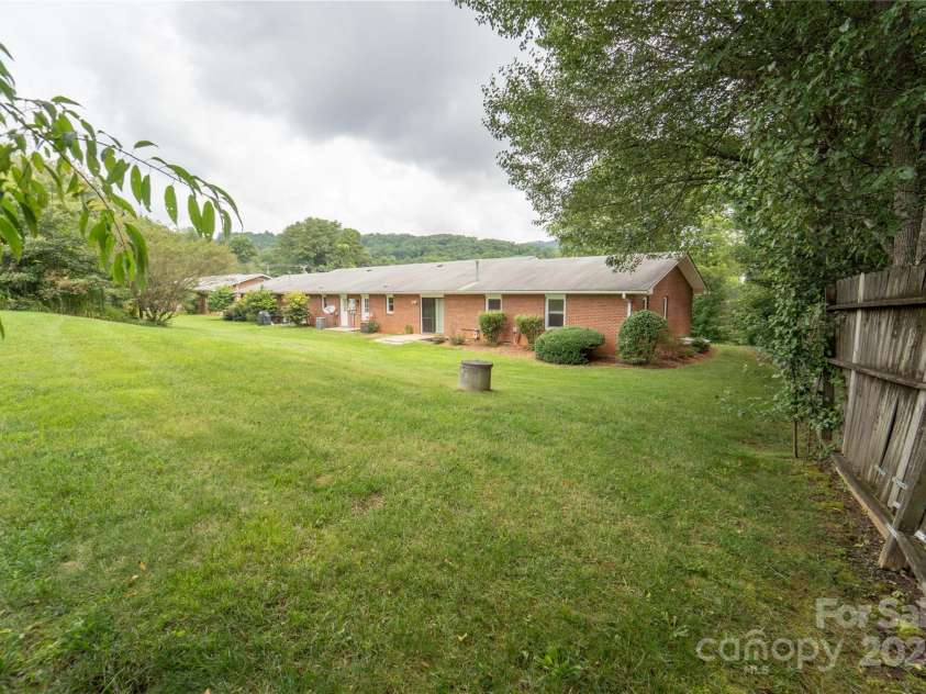 50,54,64,68 Brookside Drive, Hendersonville, NC 28792.  MLS# CAR4173892, YatesRealty ID 7387. 