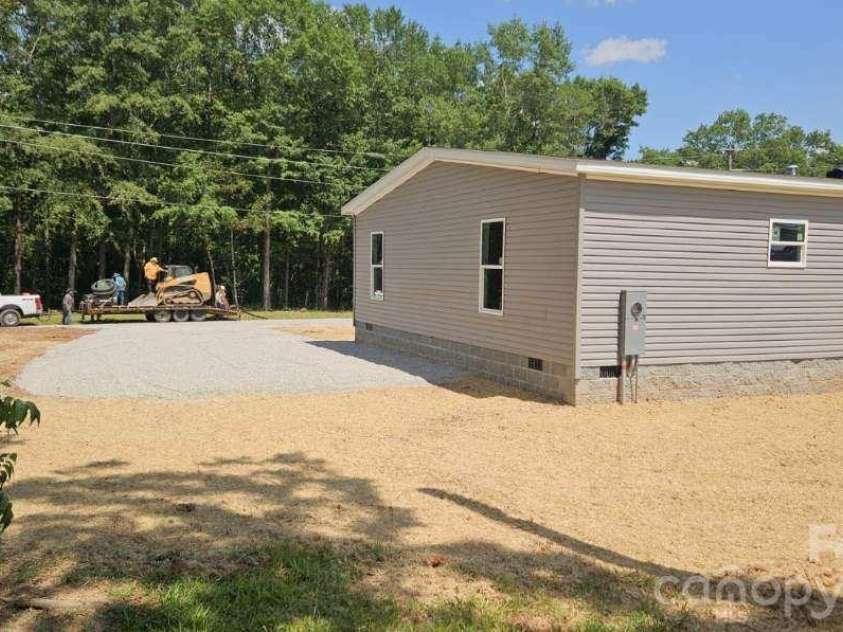 276 Mulberry Street, Forest City, NC 28043.  MLS# CAR4326180, YatesRealty ID 739. 
