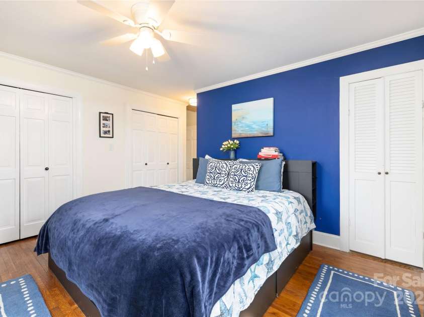 5431 Park Road, Charlotte, NC 28209.  MLS# CAR4205433, YatesRealty ID 7390. 