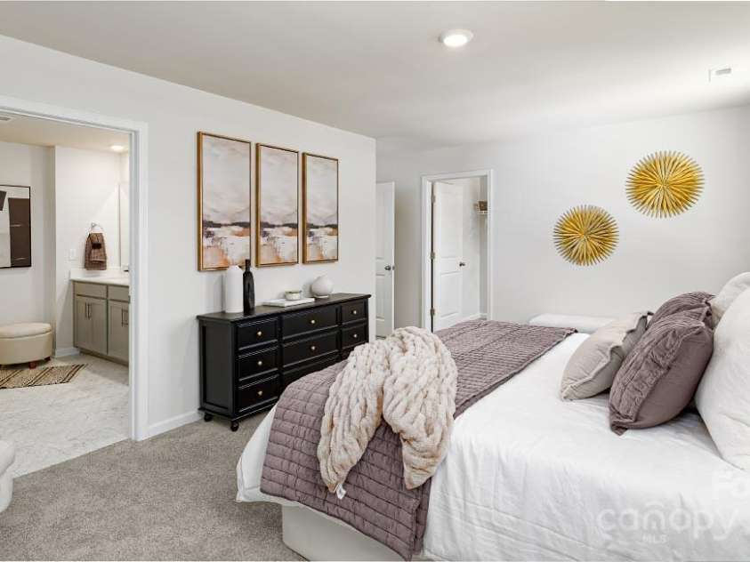 146 Falling Up Lane, Salisbury, NC 28147.  MLS# CAR4240352, YatesRealty ID 7392. 