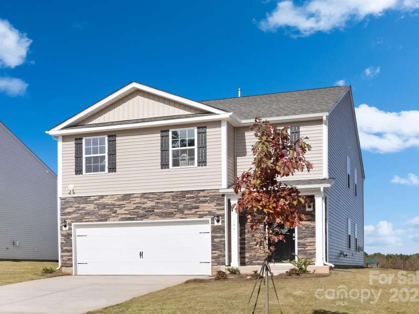 146 Falling Up Lane, Salisbury, NC 28147.  MLS# CAR4240352, YatesRealty ID 7392. 