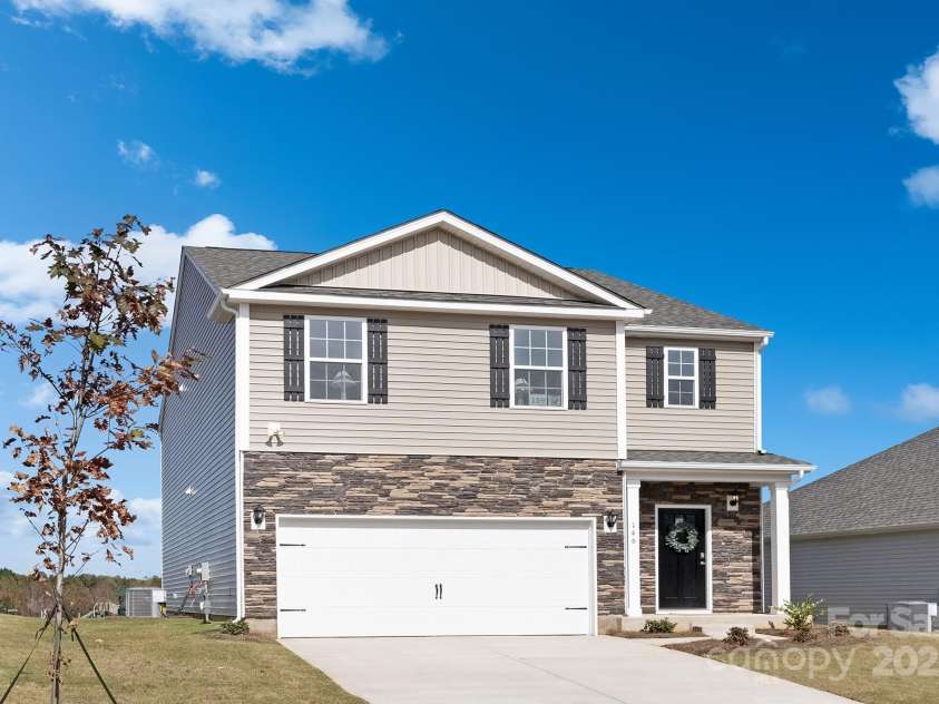 146 Falling Up Lane, Salisbury, NC 28147.  MLS# CAR4240352, YatesRealty ID 7392. 