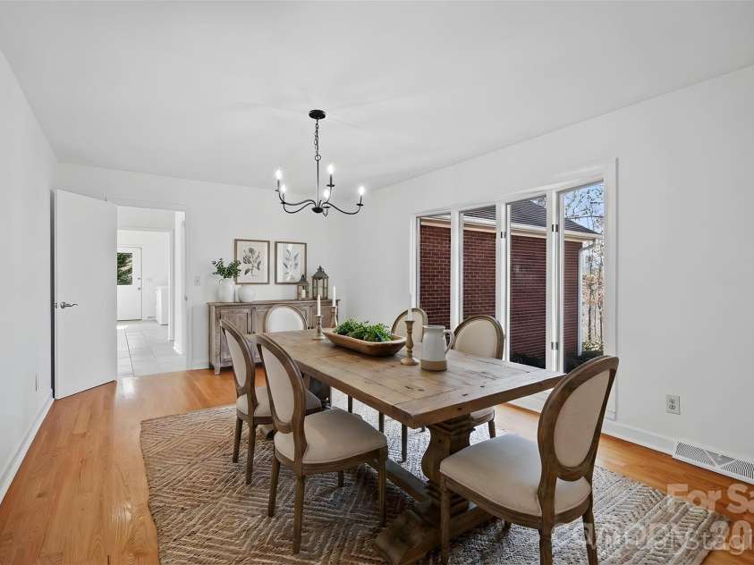 735 Macedonia Road, Asheville, NC 28804.  MLS# CAR4345434, YatesRealty ID 7392. Dining Room (Virtually Staged)