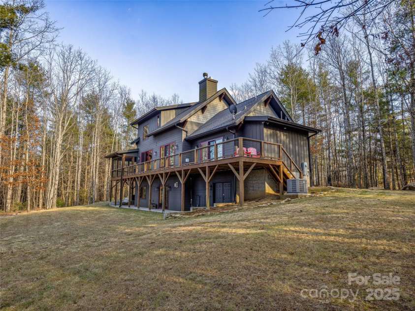103 Duck Hope Drive, Hendersonville, NC 28739.  MLS# CAR4226597, YatesRealty ID 7396. 