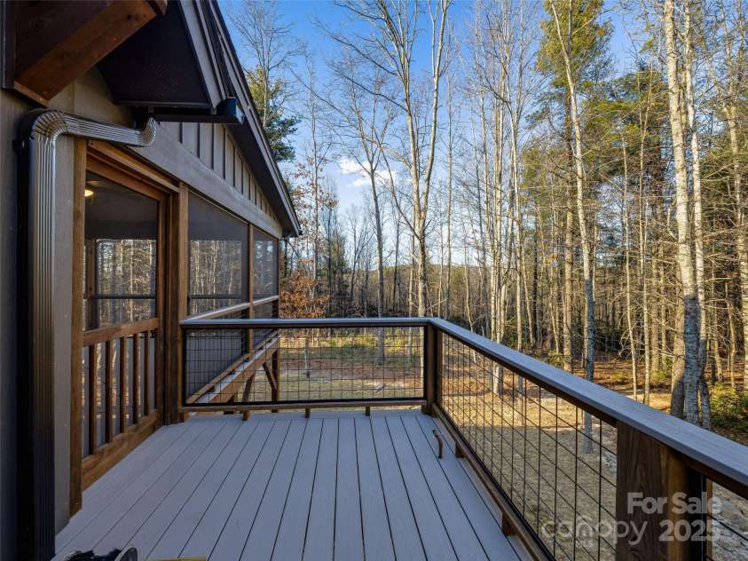 103 Duck Hope Drive, Hendersonville, NC 28739.  MLS# CAR4226597, YatesRealty ID 7396. 