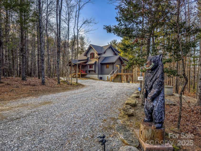 103 Duck Hope Drive, Hendersonville, NC 28739.  MLS# CAR4226597, YatesRealty ID 7396. 