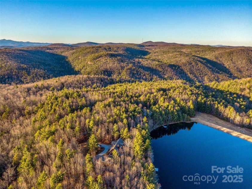 103 Duck Hope Drive, Hendersonville, NC 28739.  MLS# CAR4226597, YatesRealty ID 7396. 