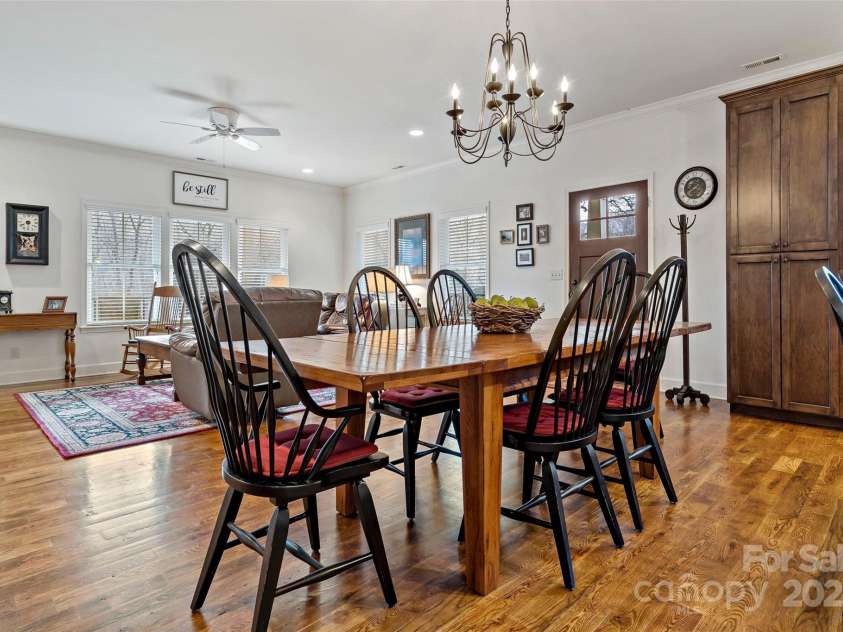 192 Mountain View Road, Marion, NC 28752.  MLS# CAR4222298, YatesRealty ID 7397. 