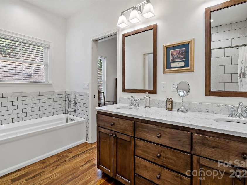 192 Mountain View Road, Marion, NC 28752.  MLS# CAR4222298, YatesRealty ID 7397. 