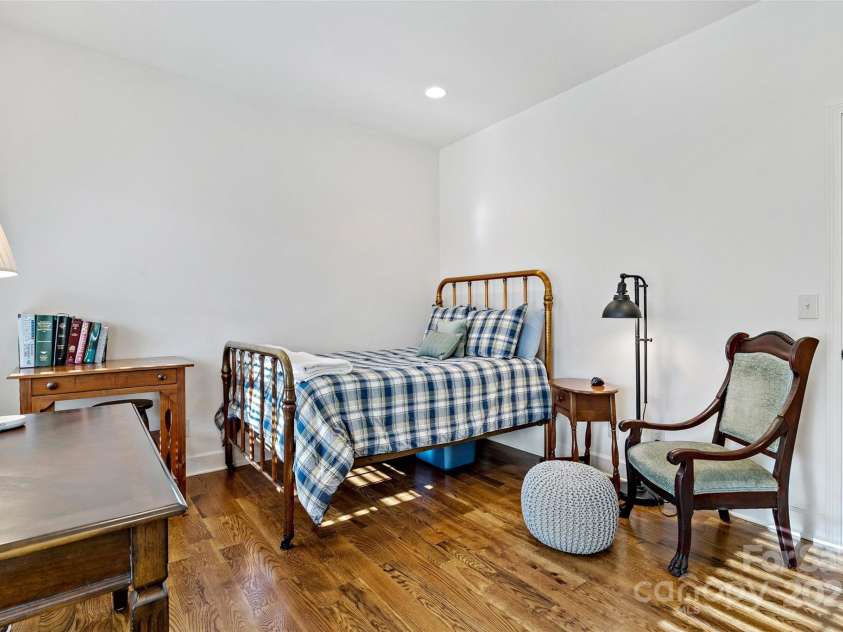 192 Mountain View Road, Marion, NC 28752.  MLS# CAR4222298, YatesRealty ID 7397. 