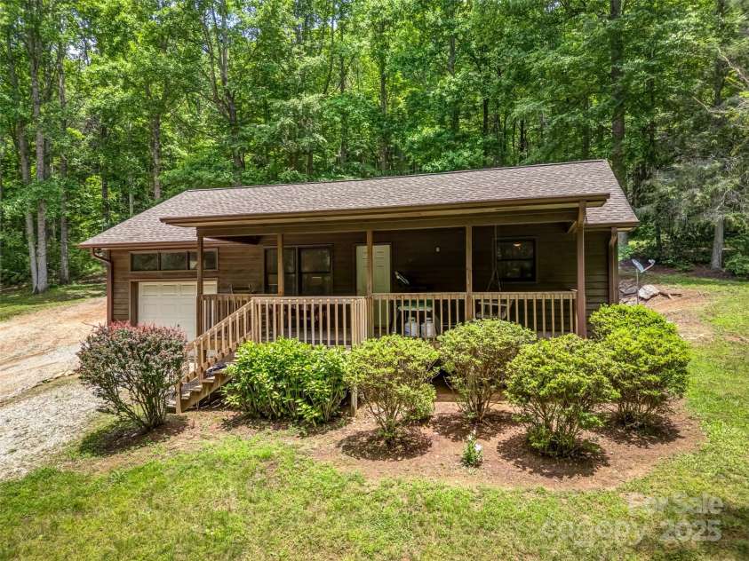 186 Sloshy Branch Trail, Black Mountain, NC 28711.  MLS# CAR4275666, YatesRealty ID 74. 