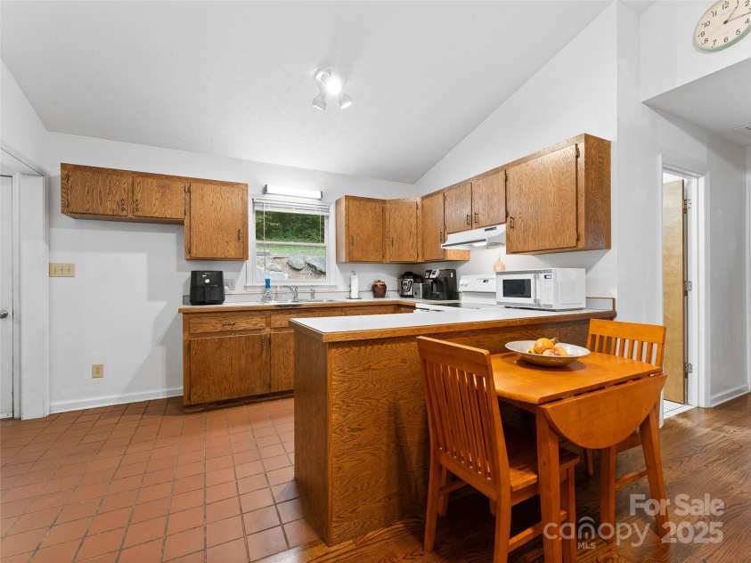186 Sloshy Branch Trail, Black Mountain, NC 28711.  MLS# CAR4275666, YatesRealty ID 74. 